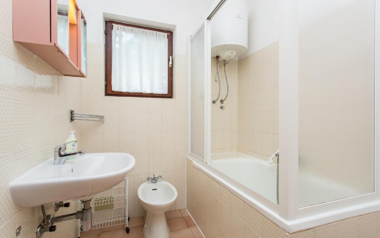 Apartman Broznic Šilo Dış mekan fotoğraf