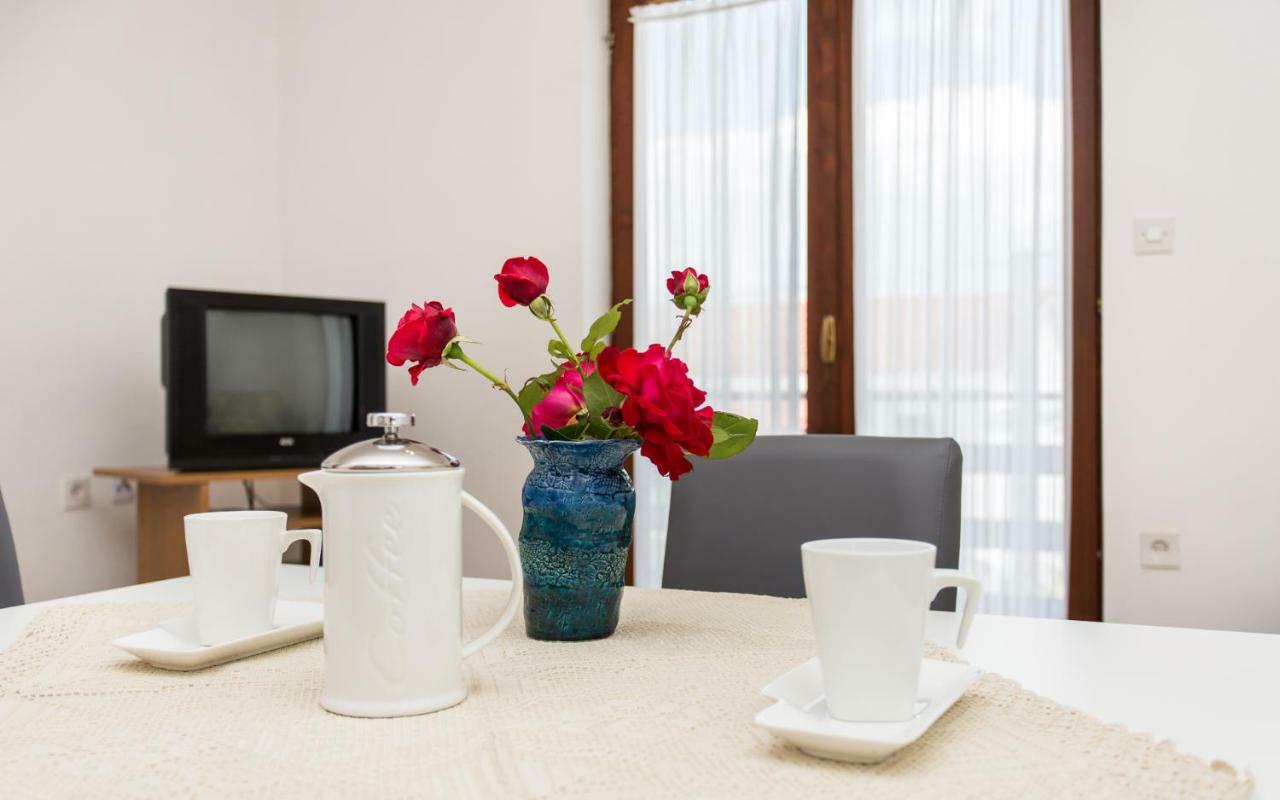 Apartman Broznic Šilo Dış mekan fotoğraf